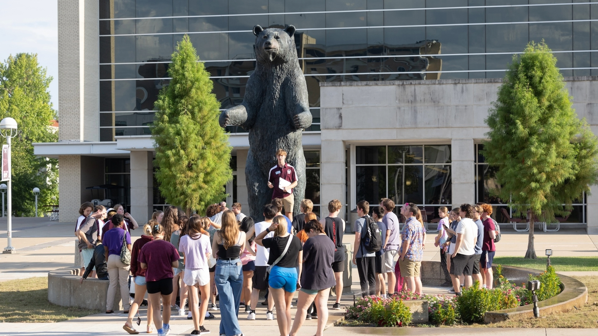 MSU students on a tour of campus